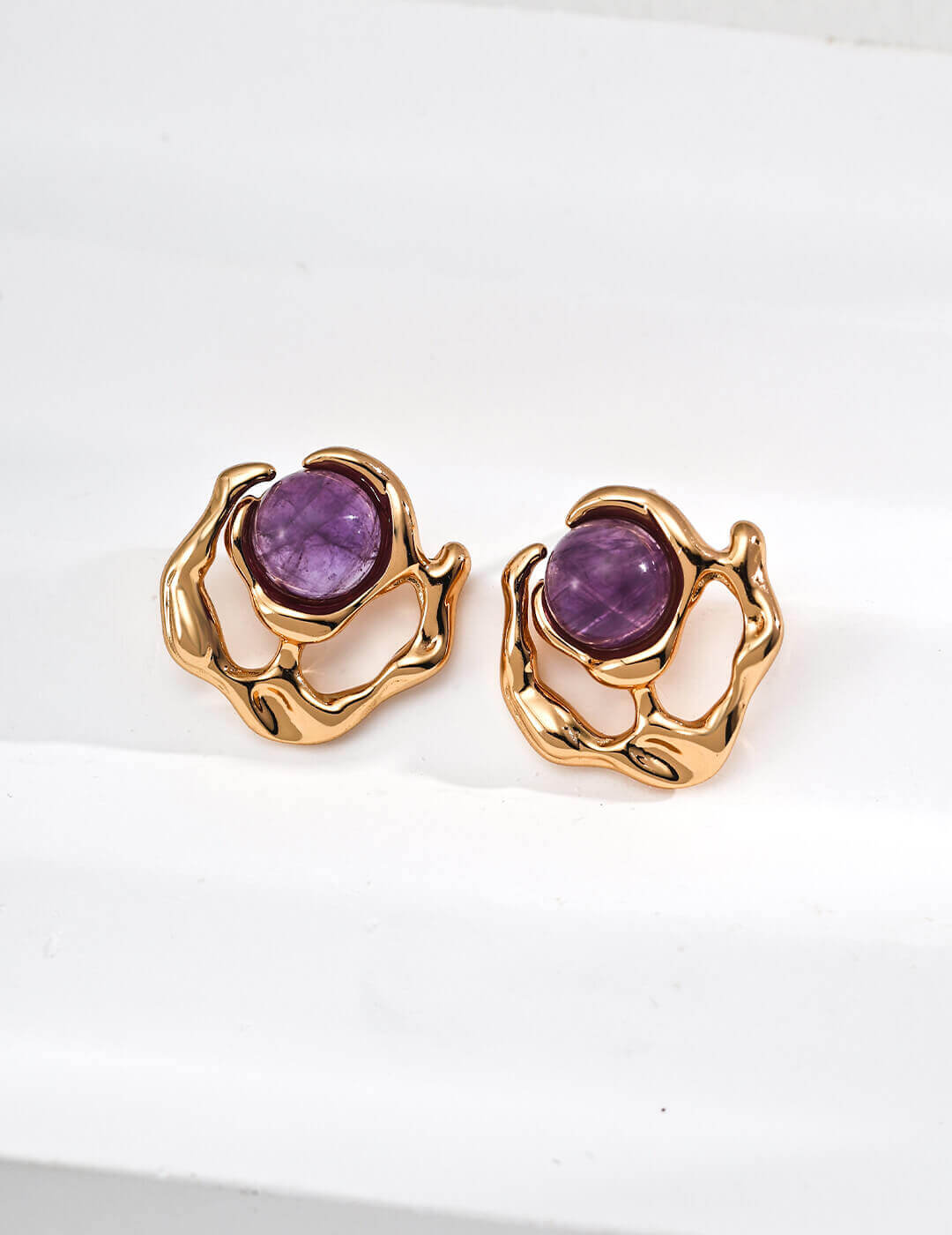 Close-up of the captivating and mysteriously noble purple amethyst, showcasing its unique color distribution and natural crystal structure.