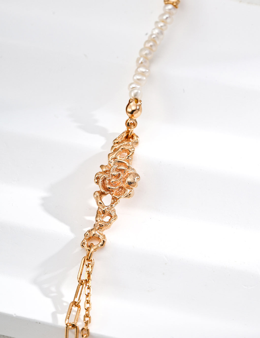 Vintage Rose Natural Pearl Set (Necklace & Bracelet)