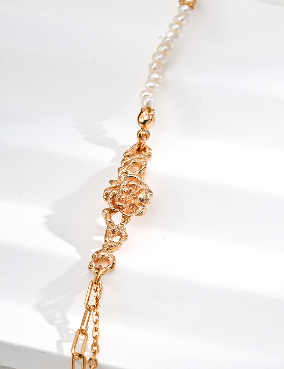Vintage Rose Natural Pearl Set (Necklace & Bracelet)