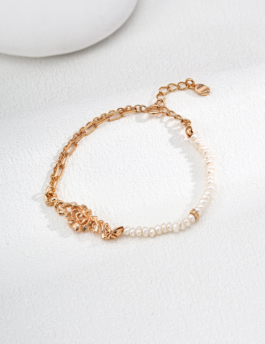 Vintage Rose Natural Pearl Set (Necklace & Bracelet)