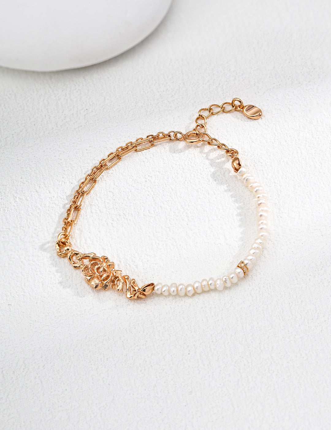 Vintage Rose Natural Pearl Set (Necklace & Bracelet)
