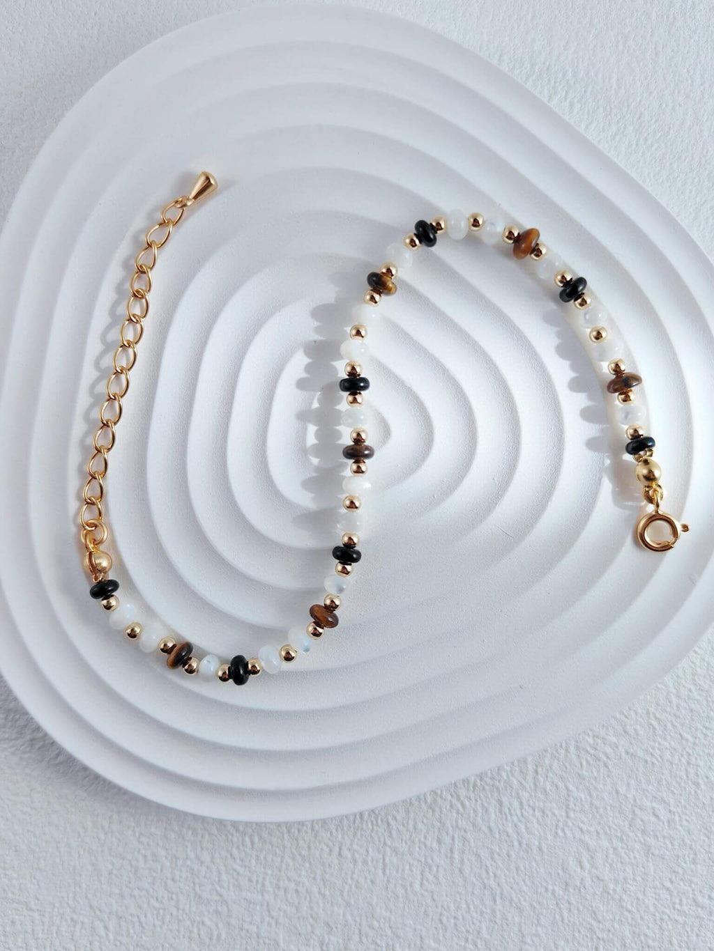 Tiger’s Eye & Shell Necklace / Bracelet