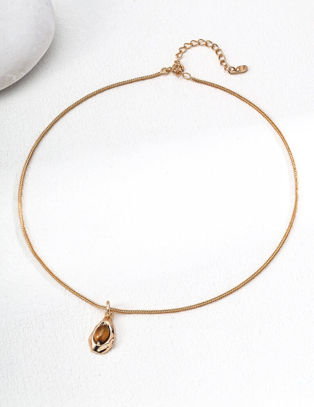 Tiger's Eye pendant necklace with vintage gold plating and chain.