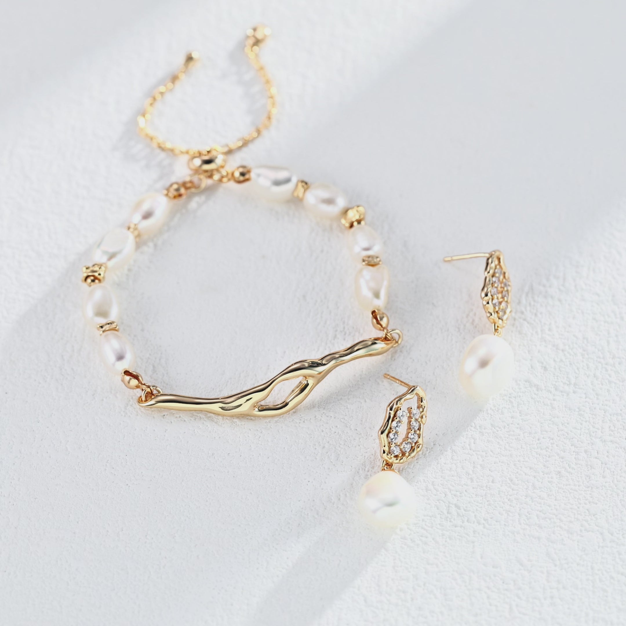 Lava Series Pearl Bracelet presented in a branded gift box, perfect for gifting.