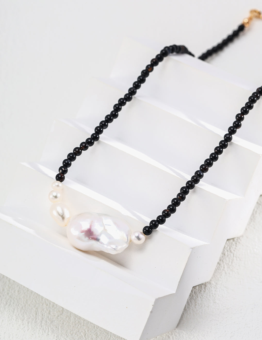 Minimalist Irregular Natural Pearl & Black Onyx Necklace