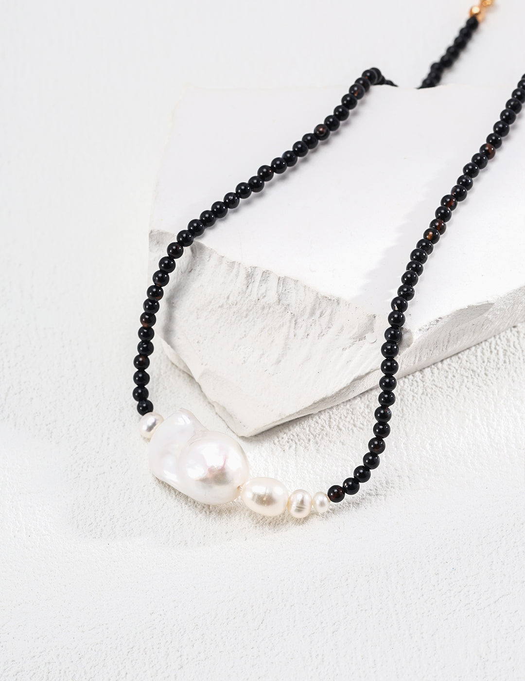 Minimalist Irregular Natural Pearl & Black Onyx Necklace
